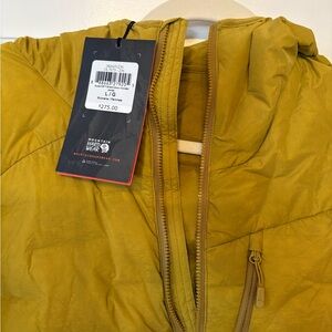 Mountain Hardwear Olive-Mustard Quilted Insulated Jacket